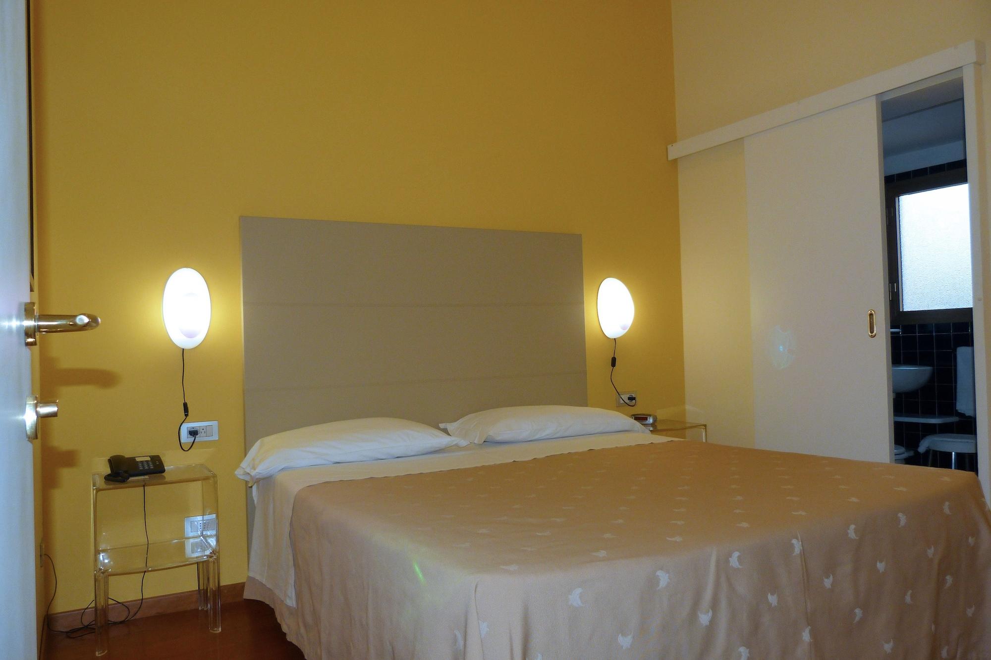 Byron 3* Ravenna