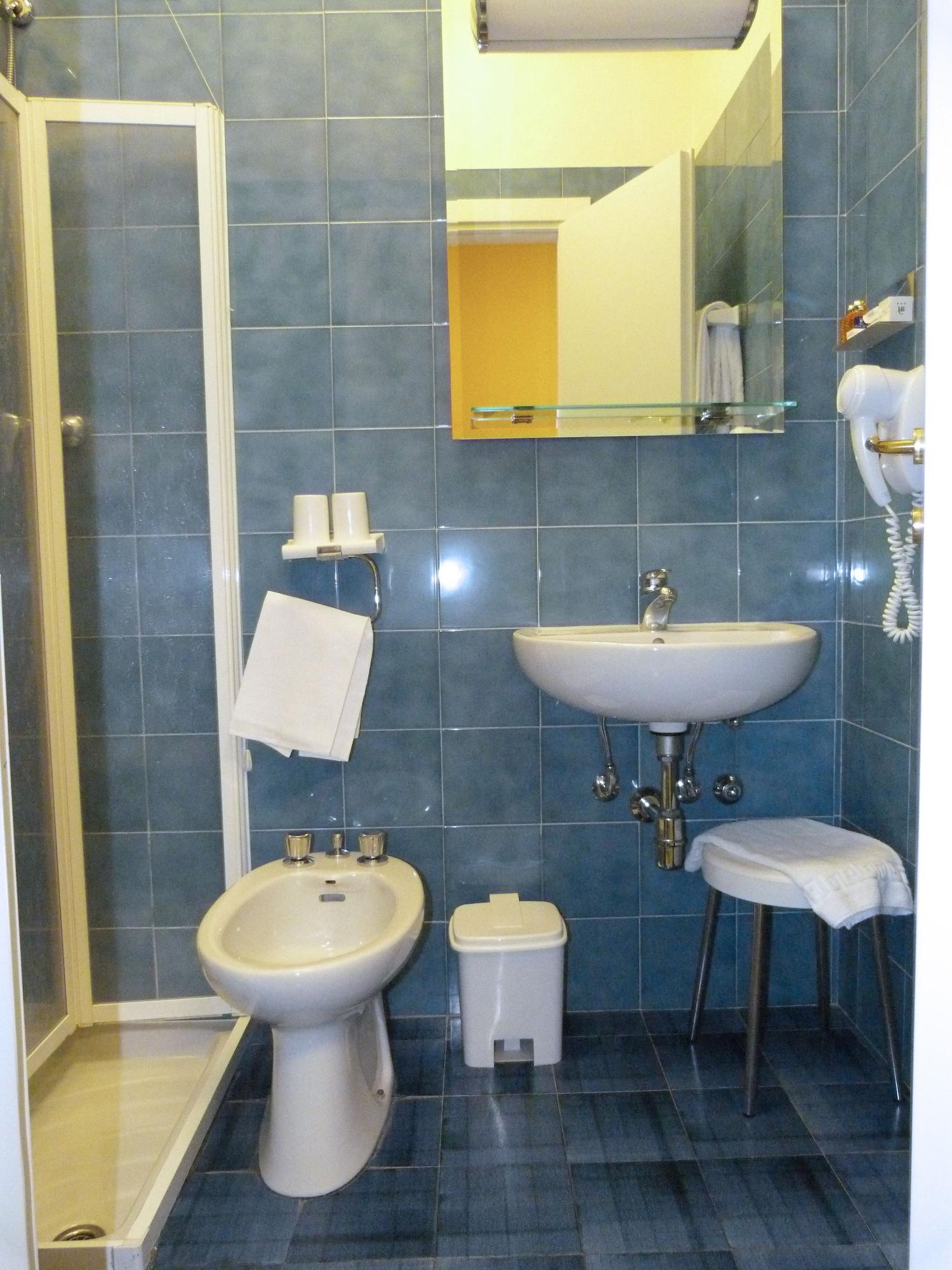 Hotel Byron 3*